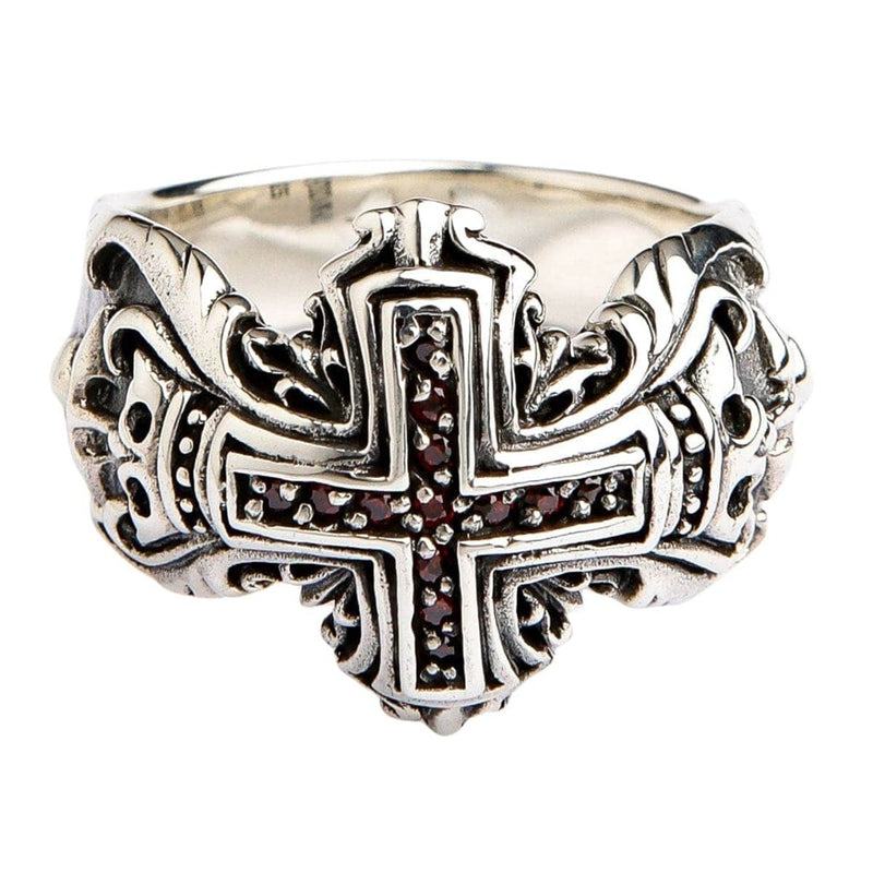 Anello medievale in argento sterling con inlay in granato rosso vista frontale che mostra un intricato design a scrollwork