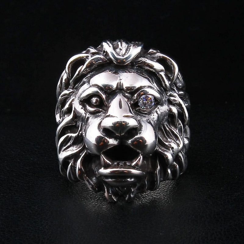 diamond eye lion head ring in sterling silver