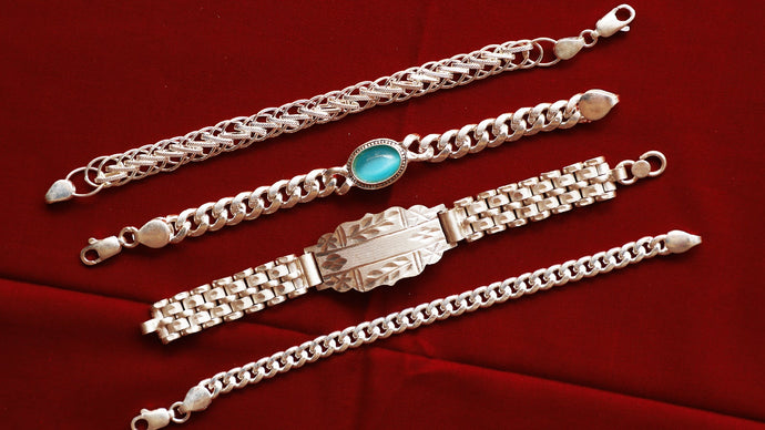 Why silver jewellery tarnishes and how to replenish it