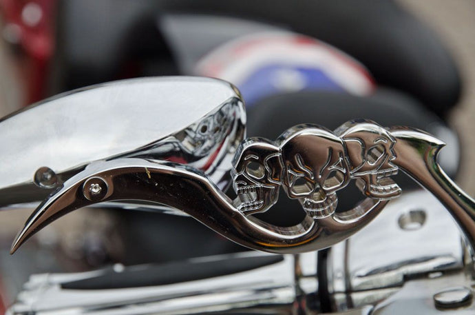 Les 5 motifs les plus populaires dans les bijoux de motard