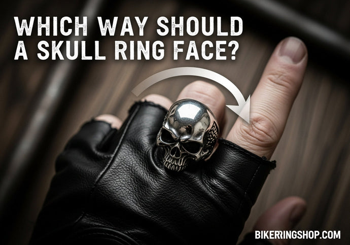Which way should a skull ring face?