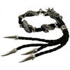 Pulseira de dragão em prata esterlina com olhos de granada vermelha em couro trançado preto, apresentando extremidades de garras de dragão.