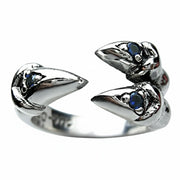 A front view of the sterling silver gothic claw ring, highlighting its open-wrap design and four talons.