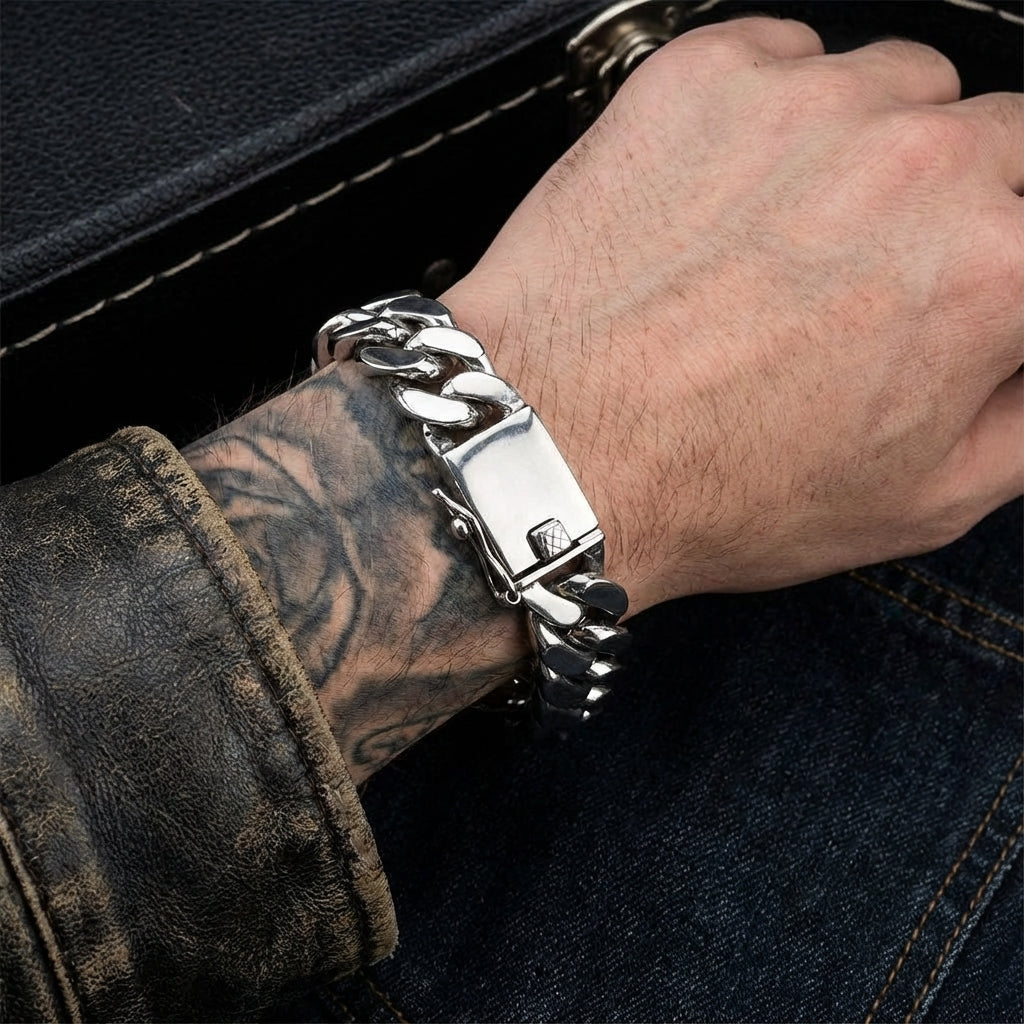 Herenarmband van massief 925 zilver. Handgemaakte schakelketting, vervaardigd in Italië. 53 gram. - België Herenarmband van massief 925 zilver. Handgemaakte schakelketting, vervaardigd in Italië. 53 gram. - België