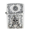 Una vista frontal de la caja Zippo de azúcar mexicana hecha a mano en plata esterlina.