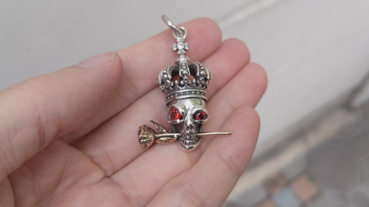 Crown Skull Rose Pendant — Gothic Romance | Bikerringshop