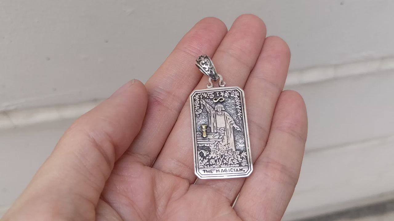 魔術師タロットカードペンダント — 925シルバー | Bikerringshop