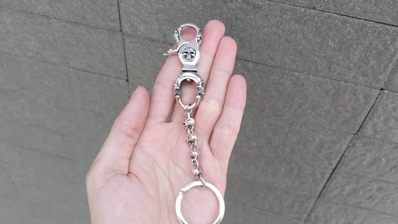 ゴシック スカル シルバー キーチェーン — バイカー ベルトフック