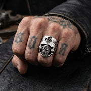 rider-skull-ring-with-iron-