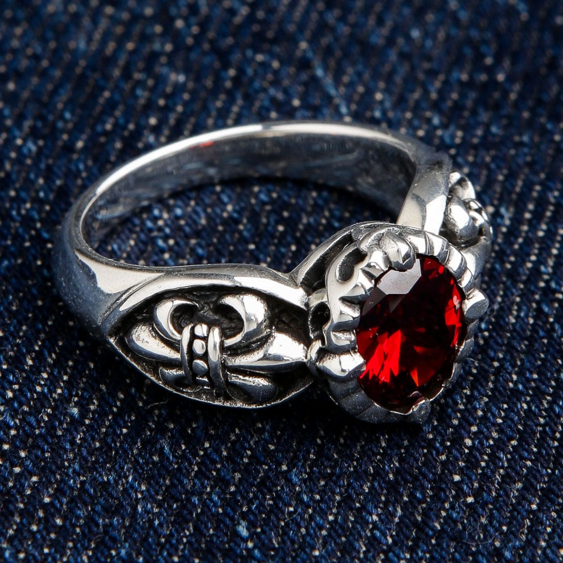 Red Garnet Medieval Fleur De Lis Sterling Silver Gothic Ring