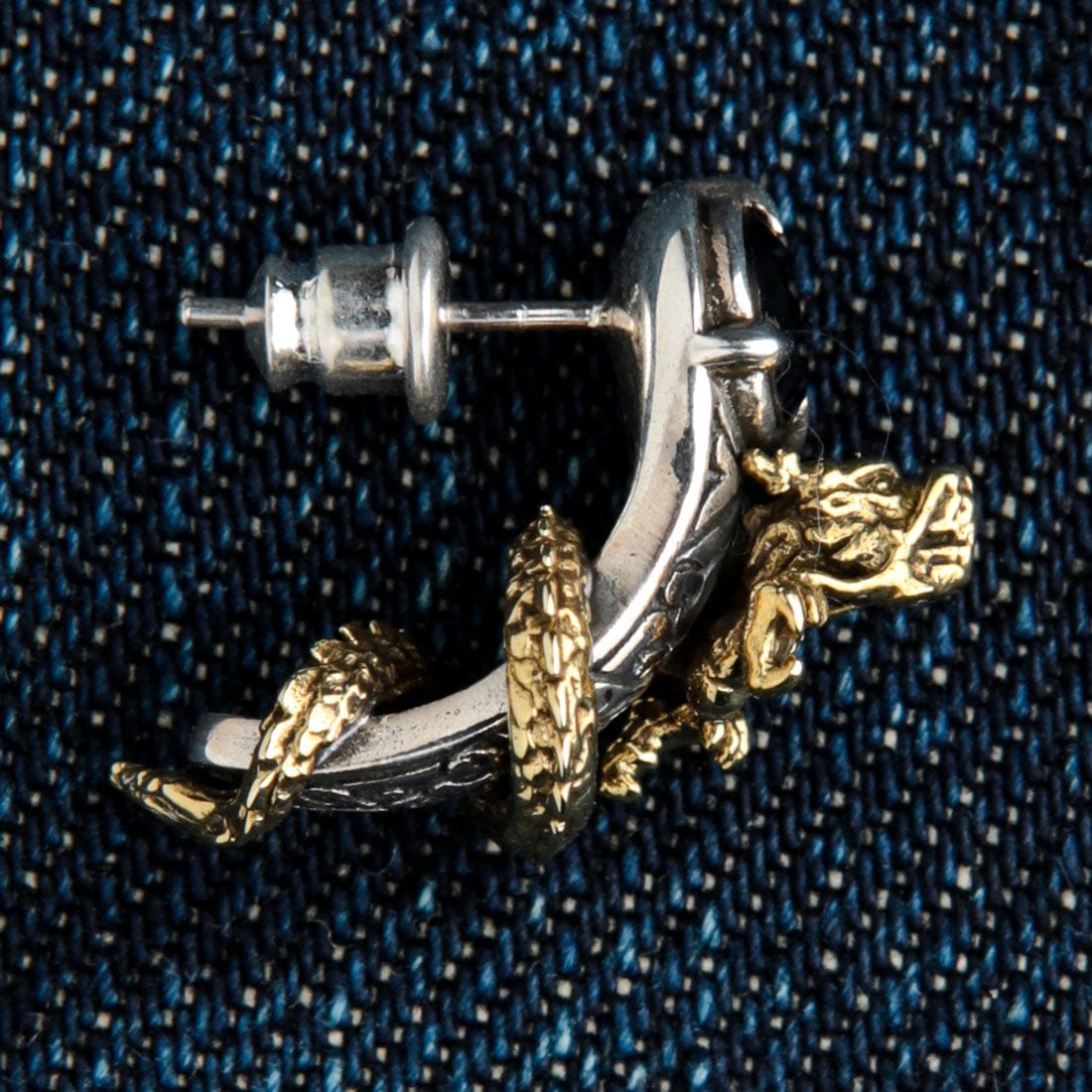 Orecchini fatti a mano in argento 925 con testa di drago Orecchini fatti a mano in argento 925 con testa di drago
