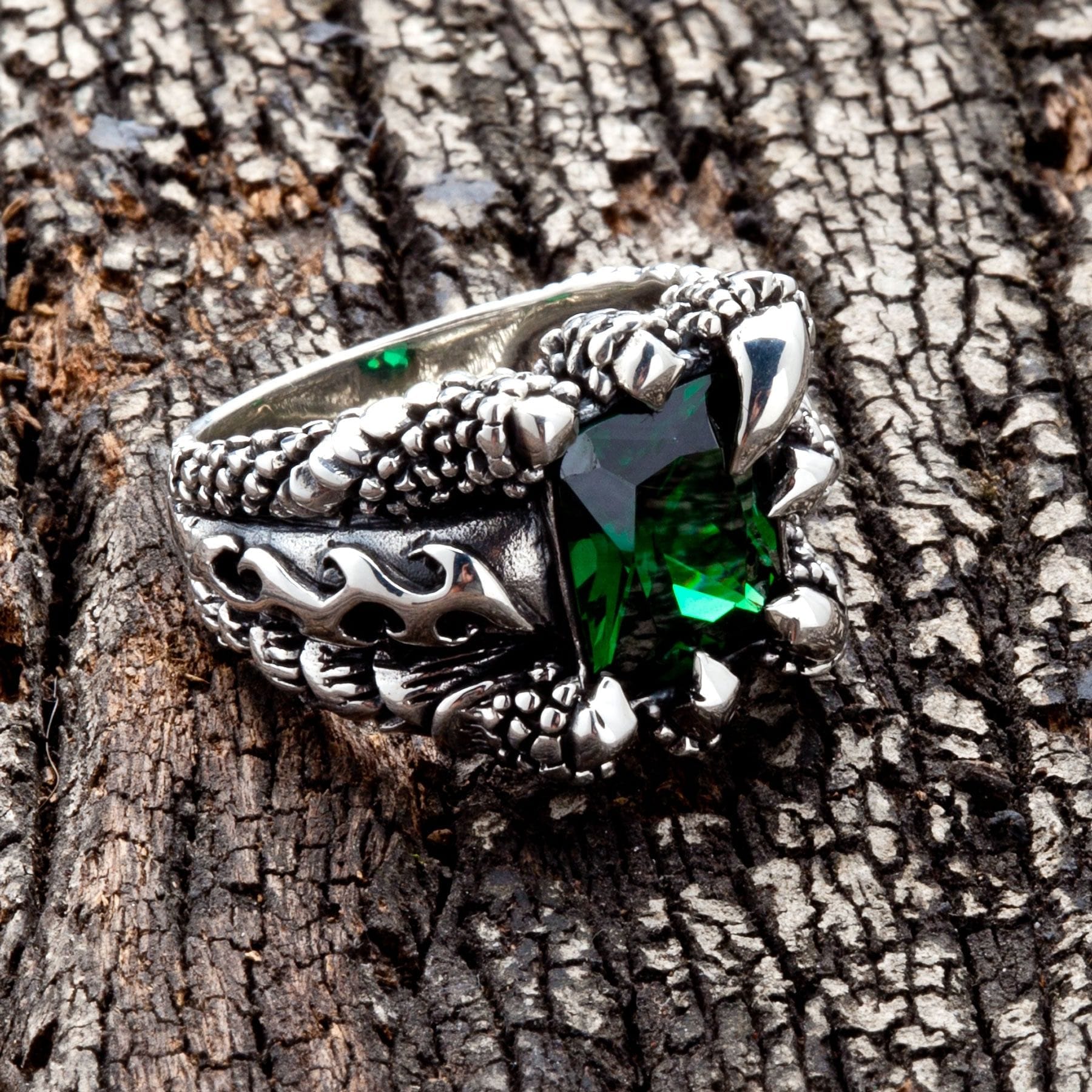 Emerald Claw Mens Gothic Ring