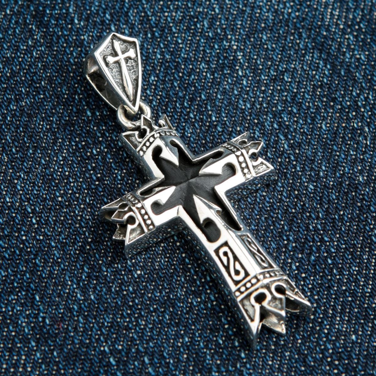 Pixel Crucifix Pendant in Sterling Silver – Saint Bones